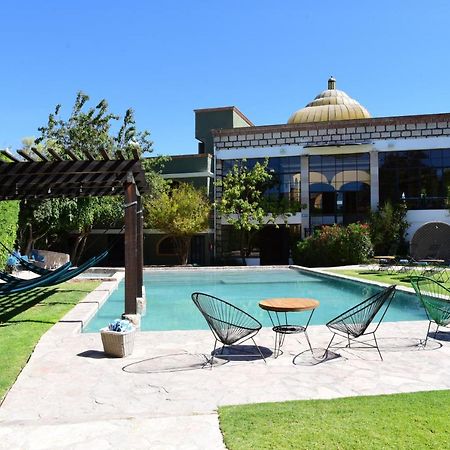 Отель Hacienda San Patricio Альенде Экстерьер фото